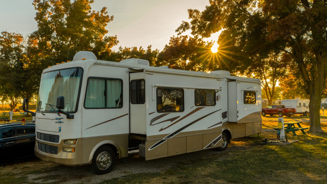 Unleashing Freedom: Embracing the Recreational Vehicle Lifestyle for Limitless Adventures