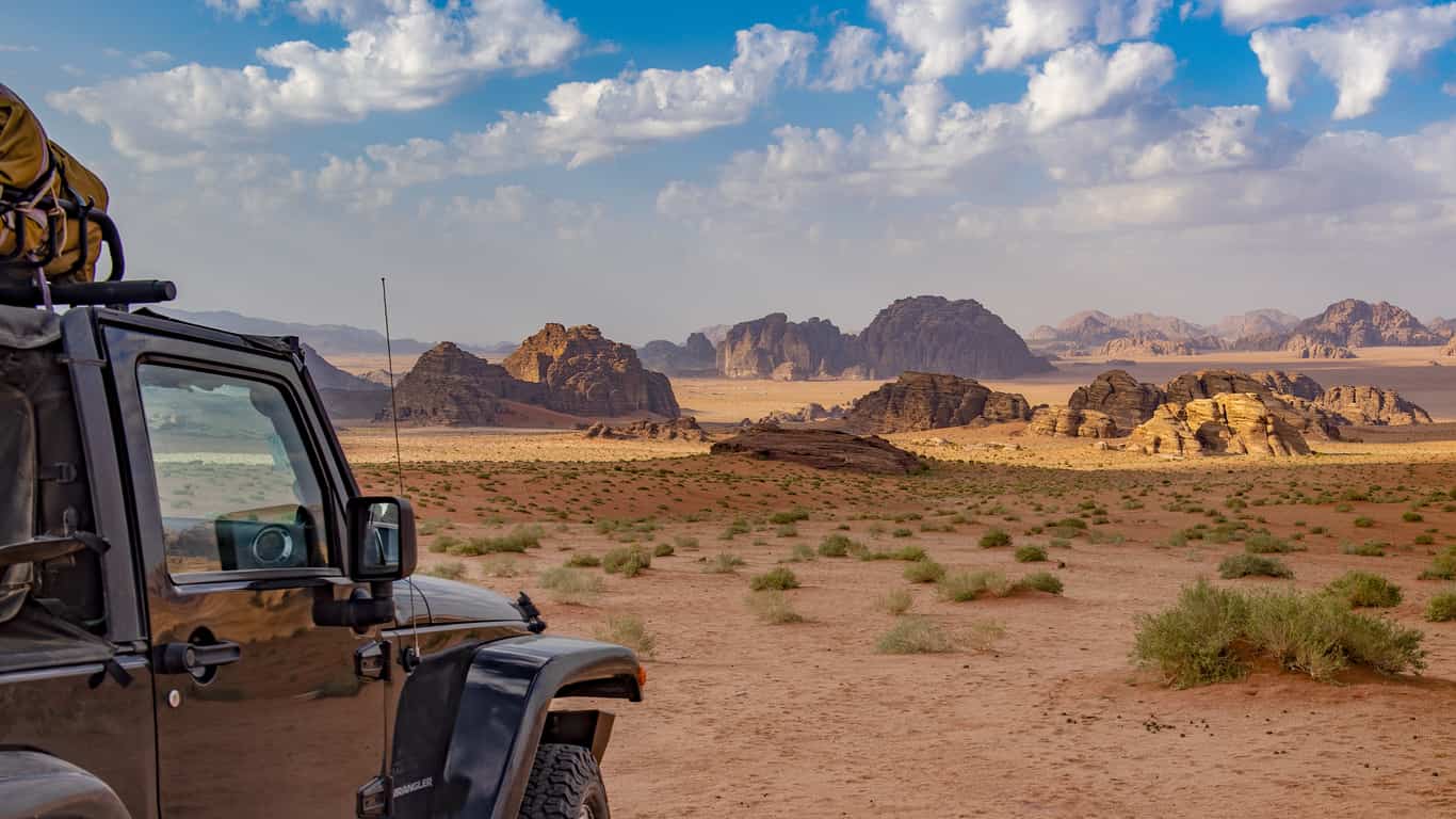 The Great American Off-Road Adventure: Shipping Your Vehicle Across Rugged Terrain